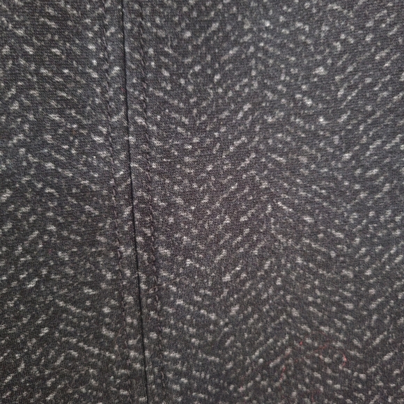 Thalian Black and Gray Herringbone Print Ponte Pant Women's Size 2 - Picture 7 of 7